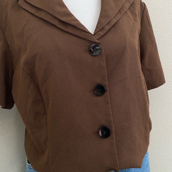 Vintage Brown Buttoned Top - Picture 4 of 8